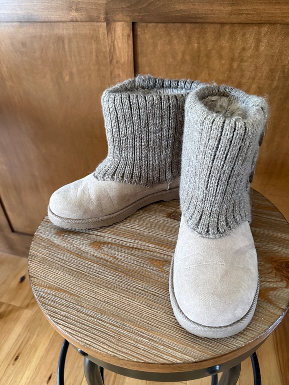Makalu Cozy Knit Cuff Suede Booties in Taupe